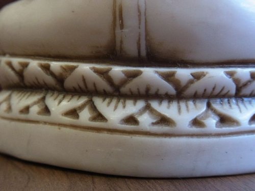 別のアングル写真1: 写真現物1点物  釈迦如来坐像  レジン樹脂素材  お守り  ご利益  縁起物  / 誕プレ 魔除け 運気向上 お揃い クリスマスプレゼント お祝  高品質 / 京海堂