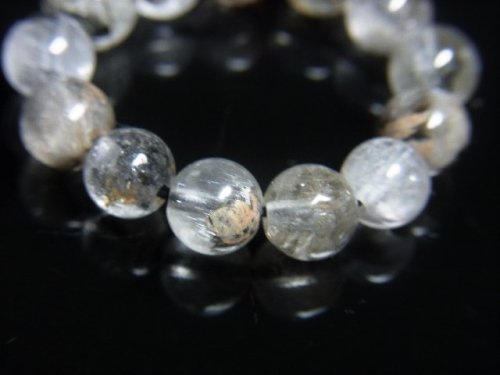 別のアングル写真3: 新作  現品一点物  プラチナルチル  クォーツ  リング  白金水晶  指輪  最強金運  6ミリ  1点物  Pri1  高級  パワーストーン  ルチル  水晶  誕生日  贈り物    ギフト  / 誕プレ 魔除け 運気向上 お揃い プレゼント お祝  高品質 / 京海堂