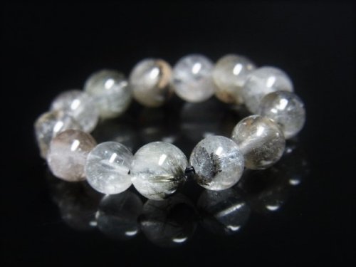 別のアングル写真1: 新作  現品一点物  プラチナルチル  クォーツ  リング  白金水晶  指輪  最強金運  6ミリ  1点物  Pri1  高級  パワーストーン  ルチル  水晶  誕生日  贈り物    ギフト  / 誕プレ 魔除け 運気向上 お揃い プレゼント お祝  高品質 / 京海堂