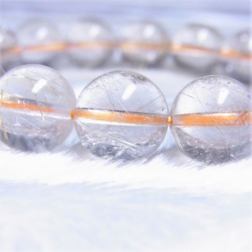 別のアングル写真3: 動画あり  12ミリ  現品一点物  ゴールドルチル  ブレス   39g  GKR32  最強金運  パワーストーン  虹入り金針水晶  八白土星  開運石  ルチル  1点物   誕生日  贈り物   /クリスマスプレゼント お祝 高品質 / 京海堂