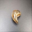画像6: 濃い目のルチルが高級感あります  現品一点物  ゴールドルチル  勾玉  Mr68  金針水晶  お守り  不思議な力  天然石  パワーストーン  人気  ネックレス  クォーツ  誕生日  贈り物   /クリスマスプレゼント お祝 高品質 / 京海堂 (6)