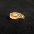 画像8: ルチルの入り方が特徴的  現品一点物  ゴールドタイチンルチル  勾玉  Mr75  金針水晶  お守り  不思議な力  天然石  パワーストーン  人気  ネックレス  クォーツ  誕生日  贈り物   /プレゼント お祝 高品質 / 京海堂