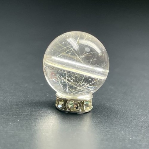 別のアングル写真3: 13ミリ  現品一点物  1粒売り  シルバールチル  クォーツ  銀針水晶  STU19  ハンドメイド  天然石  パワーストーン  開運  最強金運  ビーズ  誕生日  贈り物   /プレゼント お祝 高品質 / 京海堂