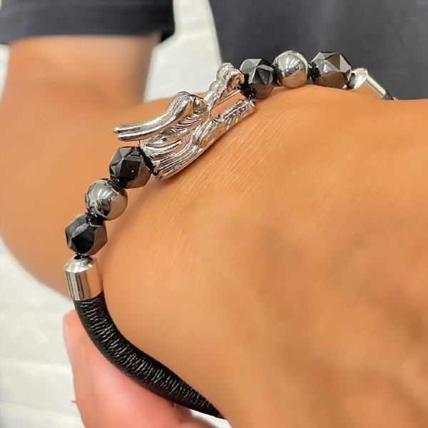 画像4: Mr.ドラゴンヘッド  磁気ヘマタイト  スターカットスピネル  ニューチューブ  バングル  高級感抜群のフェイクレザー使用♪レディース・メンズOK  誕生日  贈り物   プレゼント  nC9  / 誕プレ 魔除け 運気向上 お揃い プレゼント お祝  高品質 / 京海堂