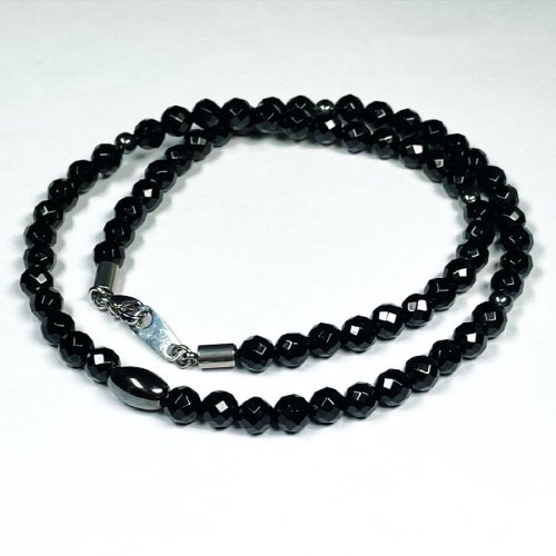 別のアングル写真1: 納得の一品  磁気ヘマタイト  64面カットオニキス  パワーストーン  ネックレス  プロスポーツ選手も愛用する  金属アレルギー対応  jn10  / 誕プレ 魔除け 運気向上 お揃い プレゼント お祝  高品質 / 京海堂