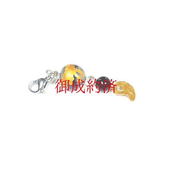 画像4: 五黄の寅年のお守りチャーム  "一点物"  五黄土星の寅年  白虎  金彫龍紋石  ドラゴンアゲート  ルチルクォーツ  本水晶  オニキス  縁起物  奇跡のパワーストーン  風水  ギフト  お財布  小銭入れ  ストラップ付  OM1  / 誕プレ 魔除け 運気向上 お揃い クリスマスプレゼント お祝  高品質 / 京海堂