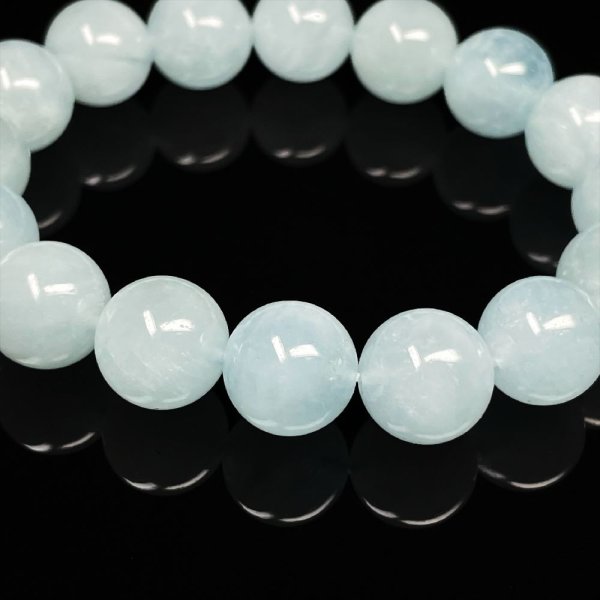 画像10: 幸せな結婚を象徴する  アクアマリン  ブレス   12ミリ  3月  誕生石  天然石  天使の石  子宝に恵まれる  パワーストーン  開運  金運  誕生日  ギフト  贈り物    AQ3  / 誕プレ 魔除け 運気向上 お揃い プレゼント お祝  高品質 / 京海堂