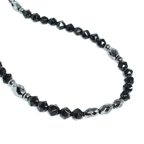 別のアングル写真2: 百合のクロスがカッコいい  カットテラヘルツ  スターカットスピネル  パワーストーン  ネックレス  TBn4  プロスポーツ選手愛用  ギフト  / 誕プレ 魔除け 運気向上 お揃い クリスマスプレゼント お祝  高品質 / 京海堂