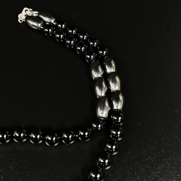 画像2: 漆黒デザインがカッコいい  ヘマタイト  ブラックオニキス  パワーストーン  磁気  ネックレス  プロスポーツ選手も愛用する  アクセサリー  jn21  / 誕プレ 魔除け 運気向上 お揃い クリスマスプレゼント お祝  高品質 / 京海堂