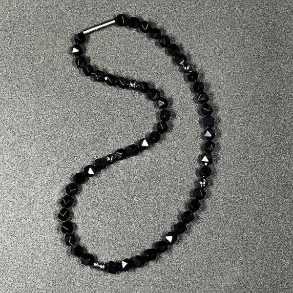 画像7: ワイルドに決まるパワーストーン  浮彫皇帝龍本水晶プレート  20面カットオニキス  磁気ヘマタイト  ネックレス  こだわり  URn14  ギフト  / 誕プレ 魔除け 運気向上 お揃い クリスマスプレゼント お祝  高品質 / 京海堂