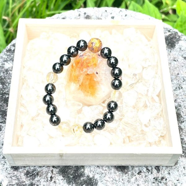 画像5: 意志の強さを示す石  10ミリ  8ミリ  風水神  皇帝龍  ドラゴンアゲート  ゴールドルチル  磁気ヘマタイト  ブレス   天然石  数珠  最強金運  パワーストーン  開運  誕生日  ギフト  贈り物    ryub35  / 誕プレ 魔除け 運気向上 お揃い クリスマスプレゼント お祝  高品質 / 京海堂