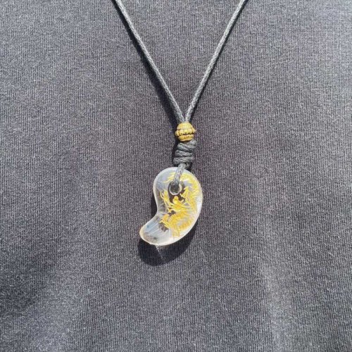 別のアングル写真3: 願いを叶える力を与える  皇帝龍彫本水晶クリスタル  勾玉  ワックスコード  ネックレス  my1  引越祝  / 誕プレ 魔除け 運気向上 お揃い クリスマスプレゼント お祝  高品質 / 京海堂