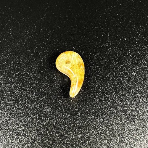 別のアングル写真2: お買い得  一点物  ミックスタイガールチル  勾玉  SMr5  虎目金針水晶  お守り  天然石  パワーストーン  / 誕プレ 魔除け 運気向上 お揃い クリスマスプレゼント お祝  高品質 / 京海堂