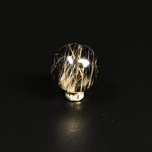 別のアングル写真1: スモーキークォーツに内包する  15ミリ  一点物  1粒売り  ゴールドルチル  クォーツ  金針水晶 KYS3  お守り効果  ギフト  / 誕プレ 魔除け 運気向上 お揃い クリスマスプレゼント お祝  高品質 / 京海堂