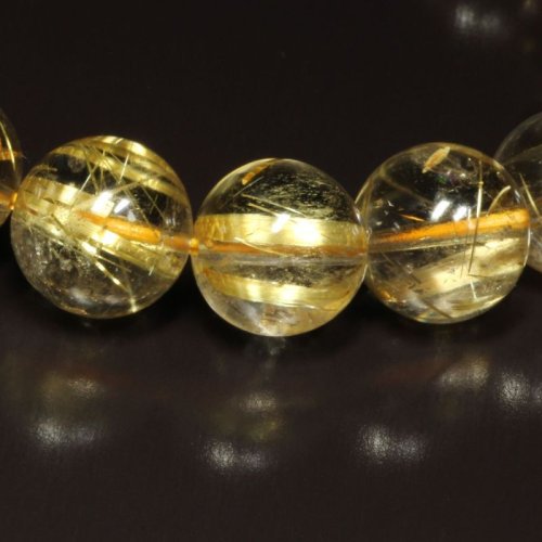 別のアングル写真3: 虹入り水晶  10ミリ  一点物  ゴールド  タイチンルチル  ブレス   TKR27  お守り効果  大開運セット / 誕プレ 魔除け 運気向上 お揃い クリスマスプレゼント お祝  高品質 / 京海堂