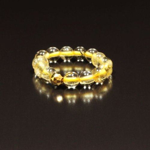 別のアングル写真3: トライアングルカットのワンポイントが豪華  ゴールドルチル  K18ゴールド  リング  GRKr2  サイズ選択可  金針水晶  ギフト  / 誕プレ 魔除け 運気向上 お揃い プレゼント お祝  高品質 / 京海堂