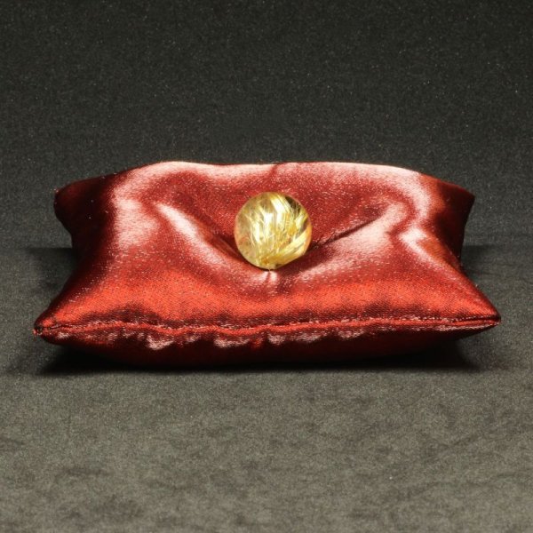 画像3: お買い得  17ミリ  一点物  1粒売り  ゴールドルチル  パワー充填の赤座布団  祈願桐箱付  SgT12  金針水晶  お守り効果  ギフト  / 誕プレ 魔除け 運気向上 お揃い プレゼント お祝  高品質 / 京海堂