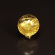 画像1: 透明度抜群で虹が素敵  17ミリ  一点物  1粒売り  ゴールドルチル  パワー充填の座布団付 SPR24  金針水晶  お守り効果  必勝祈願  贈り物   /プレゼント お祝 高品質 / 京海堂 (1)