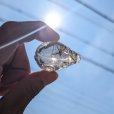 画像16: 金のオーラがすごい  ゴールド  タイチンルチル  クォーツ  龍亀  ロングイ  Lng4  37g  金色の座布団＆台座付  順利財源廣進をもたらす縁起物 / 誕プレ 魔除け 運気向上 お揃い プレゼント お祝  高品質 / 京海堂