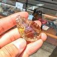 画像4: 金のオーラがすごい  ゴールド  タイチンルチル  クォーツ  龍亀  ロングイ  Lng4  37g  金色の座布団＆台座付  順利財源廣進をもたらす縁起物 / 誕プレ 魔除け 運気向上 お揃い プレゼント お祝  高品質 / 京海堂