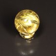 画像1: 黄金オーラがすごい  10ミリ  一点物  1粒売り  ゴールドルチル  クォーツ KYG56  水晶のお守り効果  誕生日  贈り物   /クリスマスプレゼント お祝 高品質 / 京海堂 (1)
