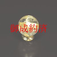 極みの1針  １０ミリ 一点物 1粒売り ゴールド タイチンルチル ＫＴＴ２８ 貫通穴あり 水晶のお守り効果   贈答品 ギフト 京海堂