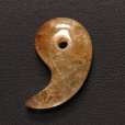 画像14: 【無数の針と綺麗な形で優しい彩】勾玉  ゴールド  ルチル  クォーツ  一点物  大き目  【  KMr73  】  お守り効果  力が宿る  パワーストーン  願い叶える  記念  お祝  運気上昇  引越祝  ギフト  / プレゼント お祝 高品質 / 京海堂