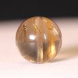 画像8: 透明感抜群X金針が綺麗なスモーキールチル！12ミリ【GHTU6・3g】  一点物  1粒売り  ハンドメイド  交換用ゴム付＆巾着1枚  【心身安定、エネルギー浄化、魔除け、厄除け】  金針水晶  お守り効果  ご褒美  お揃い  ギフト  / プレゼント お祝 高品質 / 京海堂