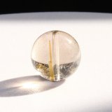 V型  金針が魅力の1点！13.5ミリ  タイチン太針ルチル【GHTU4・4g】  一点物  1粒売り  ハンドメイド  交換用ゴム付＆巾着1枚  【勝負運向上・金運・家族円満・受験合格】  金針水晶  お守り効果  ご褒美  お揃い  ギフト  / 誕プレ 魔除け 運気向上 お揃い プレゼント お祝  高品質 / 京海堂