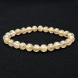 画像1: 無数の金針が美しくやわらかい光を放ちます  ゴールドルチル7mm  一点物【GHB19】ルチルクォーツブレスレット  金運、仕事運向上、成功、心の浄化、直感力を高める  水晶  13g  浄化発送  ギフト  / プレゼント お祝 高品質 / 京海堂 (1)
