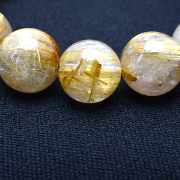 画像2: 【金針の圧倒的な存在感】 14mm 一点物【GHB44】タイチンルチルクォーツブレスレット ゴールド 太針ルチル 天然石 金運上昇、仕事運向上、直感力向上、集中力向上、精神力強化 プレゼント 水晶 63g 浄化発送 ギフト 京海堂