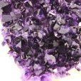 画像6: アメジスト原石 多くの芸能人が玄関に置く 愛の守護石 ハート型 一点物　絆を深め、愛を育む力一点物　2月誕生石「誠実」「心の平和」「高貴」「真実の愛」675g　GHG5　専用台座付　贈り物にも最適サイズ　ギフト　京海堂