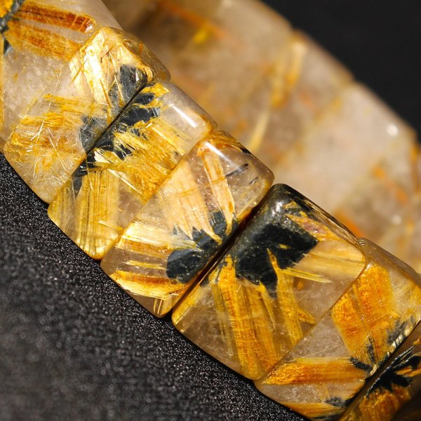 画像8: 金運パワーが凄い！大地から伸びる【太陽放射ルチルバングル】約19mm　一点物　【GHB30・83g】　開運セット　最強金運　金針水晶のお守り効果　ご褒美　お揃い　贈答品　ギフト　魔除 厄除　京海堂