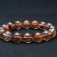画像4: 【高透明度クォーツに艶めく赤針が優美】13mm〜14mm レッドルチルクォーツブレスレット 艶感 一点物【GHB93】 情熱・活力・魅力アップ・勇気・積極性・目標達成 お守り 高品質 クリスマスプレゼント 贈り物 水晶 59ｇ 浄化発送 メンズ レディース ギフト 京海堂 (4)