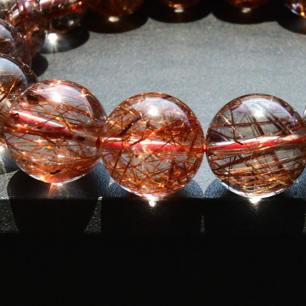 画像9: 【高透明度クォーツに艶めく赤針が優美】13mm〜14mm レッドルチルクォーツブレスレット 艶感 一点物【GHB93】 情熱・活力・魅力アップ・勇気・積極性・目標達成 お守り 高品質 クリスマスプレゼント 贈り物 水晶 59ｇ 浄化発送 メンズ レディース ギフト 京海堂