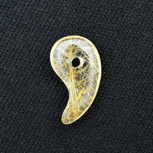 別のアングル写真3: 【水面のように透き通る輝き☆】人気 勾玉 ゴールド ルチル クォーツ 一点物【KMr57】お守り効果 力が宿る パワーストーン 金運・目標達成・人間関係・向上 クリスマスプレゼント 守護石 京海堂