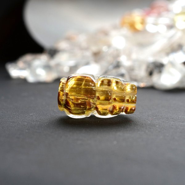 画像3: 【洗練された黄金の輝きが放つ存在感】1点物　ゴールド　タイチンルチル　クォーツ　貔貅　ヒキュウ　【GHHKU5】2g　金運 商談 面接　交渉　勝負運　邪気払い　お守り　ご褒美　天然石ビーズ　貫通穴あり　ルチルクォーツ　効果　京海堂