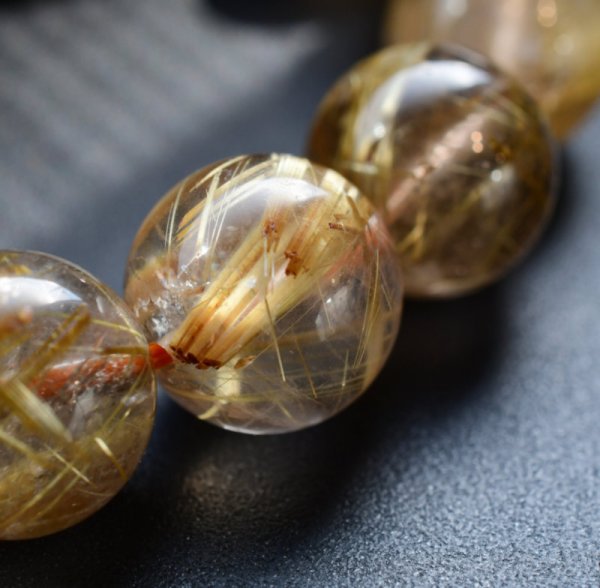 画像10: 【太金針の存在感とインクルージョンが個性を惹き立てる逸品☆】一点物 12〜13mm 【 GHB34・44g】金運上昇、仕事運向上、邪気払い、集中力向上、精神力強化 クリスマスプレゼント 贈り物 水晶 浄化発送 ギフト 京海堂