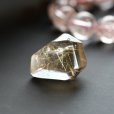 画像3: 【虹入り金針原石☆】一点物 ゴールドルチル原石　15g　GHG7　巾着1枚＆座布団付 　金運アップ　成功を引き寄せる石　ビジネス運向上　人間関係　お守り　パワーストーン　贈り物　ギフト　京海堂
