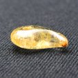 画像7: 【まるで小宇宙☆きらめきとインクルージョンが神秘的】人気 勾玉 ゴールド ルチル クォーツ 一点物【KMr65】お守り効果 力が宿る パワーストーン 勝負運・金運・目標達成 プレゼント 守護石 京海堂