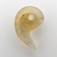 画像2: 【透明感と散りばめられた金針が美しい一品】人気 勾玉 ゴールド ルチル クォーツ 一点物【KMr62】お守り効果 力が宿る パワーストーン 勝負運・金運・目標達成 プレゼント 守護石 京海堂 (2)