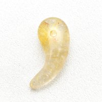 虹がきらりと光る  一点物  ゴールドルチルクォーツ  勾玉  KMr15  水晶のお守り効果  力が宿る  パワーストーン  願い叶える  記念  お祝  運気上昇  引越祝  ギフト  / 誕プレ 魔除け 運気向上 お揃い プレゼント お祝  高品質 / 京海堂