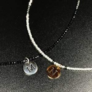 画像: ペア価格  イニシャルを選べます  ヘマタイト  カットオニキス×カットクリスタル  パワーストーン  磁気  ネックレス  jnip1  / 誕プレ 魔除け 運気向上 お揃い プレゼント お祝  高品質 / 京海堂