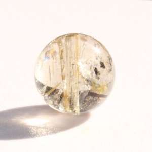 画像: レア物 【標本のような天然石 シラー虹が魅力】1点物魅力  13ミリ 約4ｇ 1粒売り ゴールドルチル 天然石 水晶 GHTU8