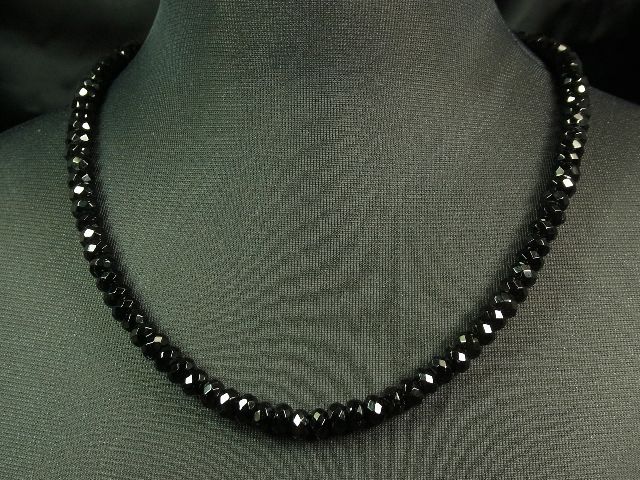画像: ゴールデンセール40％OFF開催中！「勝負運数珠」ダイヤの輝き・煌めくブラックスピネル４ミリネックレス　
