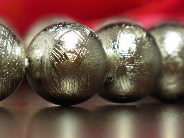 画像: 【現品】鉄隕石ギベオンメテオライトブレスレット！！12mm×１７珠