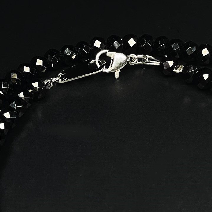 画像: 【ギラギラと首元が輝きます!!】本物 ブラックスピネル パワーストーン ネックレス 5mm・3mm 高級感抜群 天然石 芸能人も愛用する Sp4 父の日 プレゼント